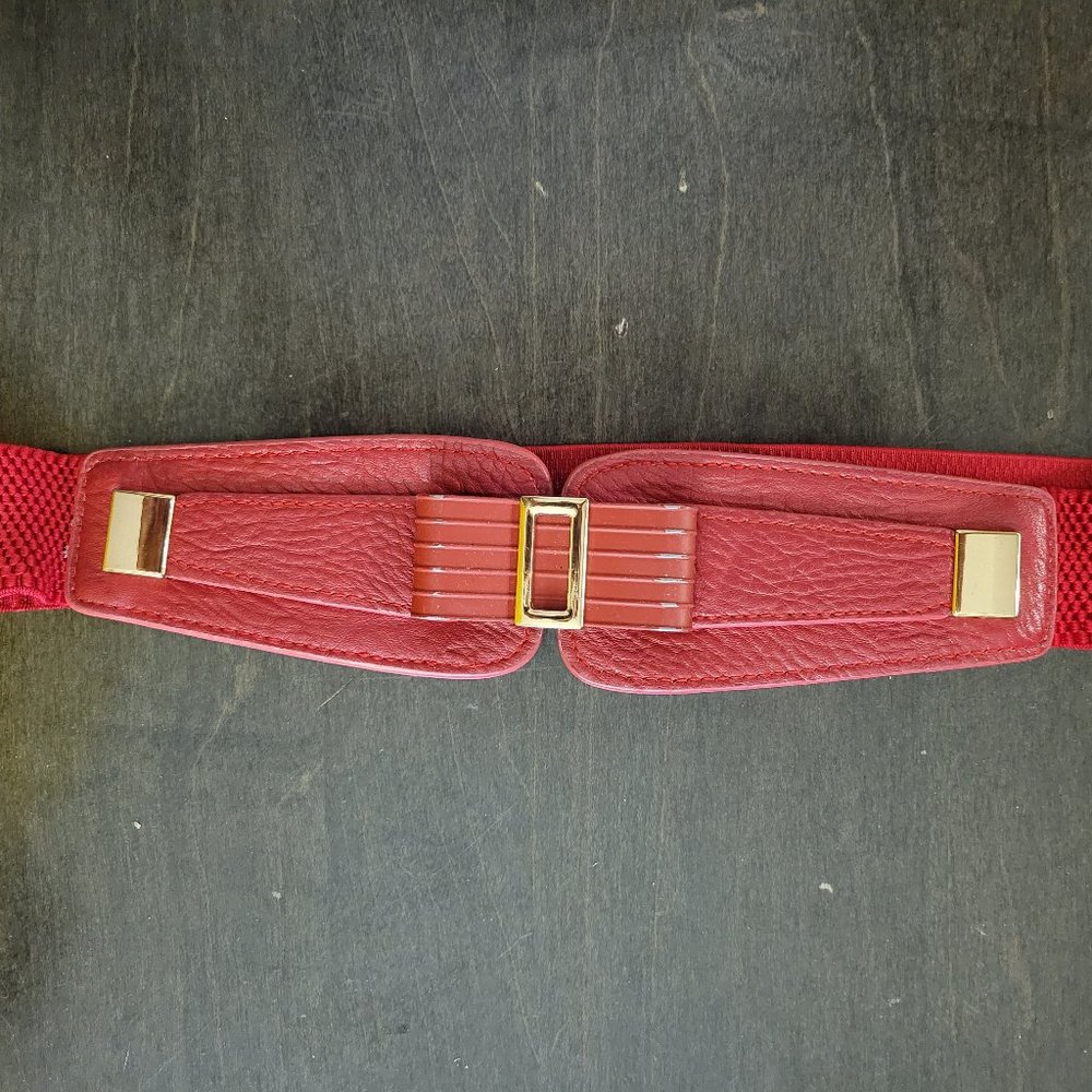 Vintage styled Red Faux Leather and Metal Bow Buckle Stretch Belt
